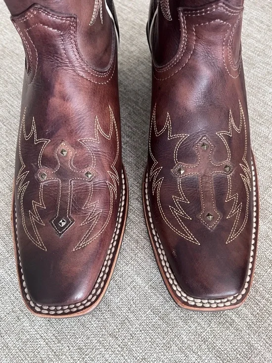 Ariat Legend Spirit Western Boot Brown Leather Studded Cross Size 9.5B - Picture 4 of 11
